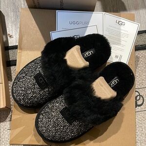 UGG Cozy Fancy Black Slippers - Size 7
